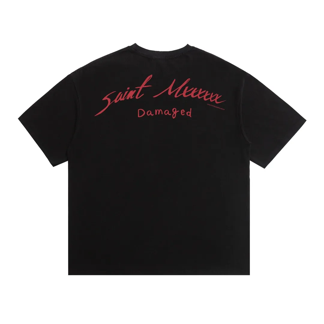 saint michael's new Red Boy and the Seven Fairies retro print old Vintage loose short-sleeved T-shirt. Digital white ink direct injection. The fabric is breathable and the pattern is three-dimensional and clear. Fabric: Double yarn 240g Style number: S886 Size: S-M-L-XL Color: Washed black Price: P118